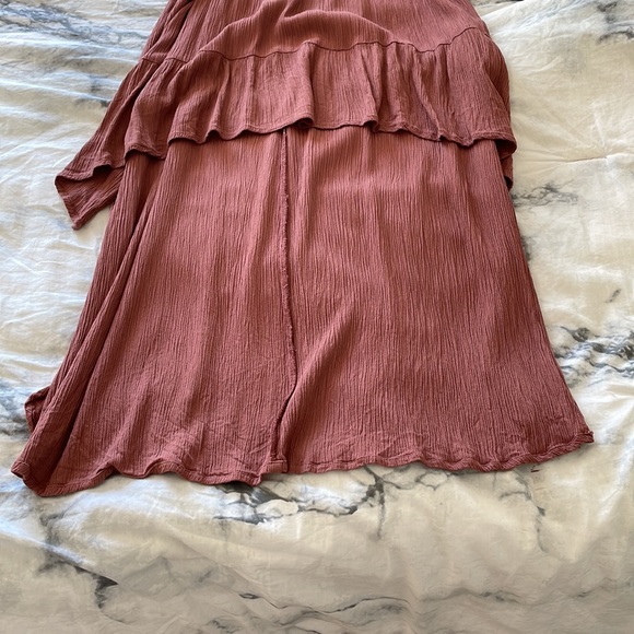 Dusty Rose Crochet detail dress Small - Picture 5 of 5